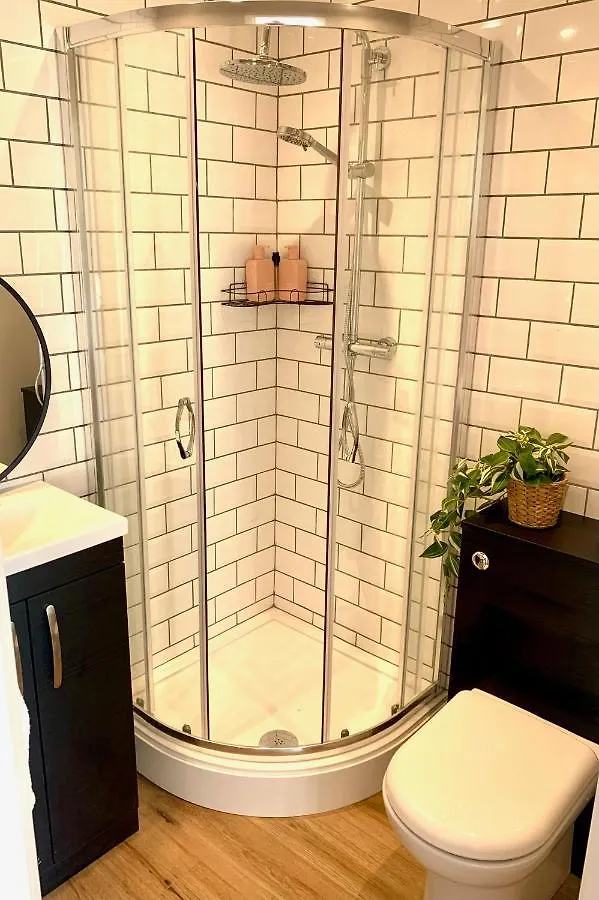 Bright Modern Flat In Central Twickenham Lejlighed